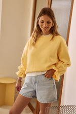 Charger l'image dans la galerie, Sweat NUAGE jaune beurre
