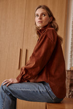 Charger l&#39;image dans la galerie, Chemise VELVET noisette
